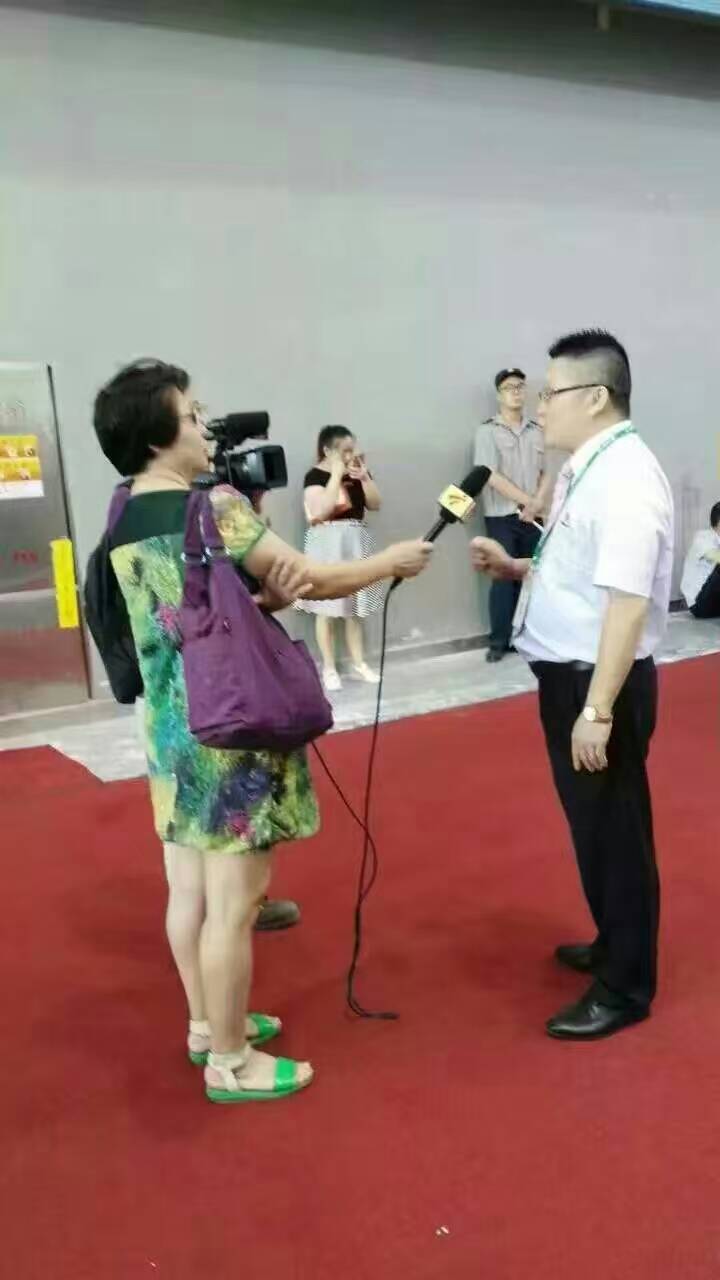 廣東電視台正在采訪免费观看91看片化工總經理張總2